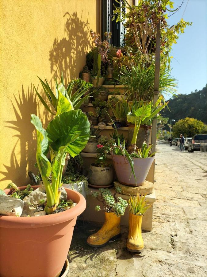 Apartamento La Casa Di Sveva Ragusa Exterior foto