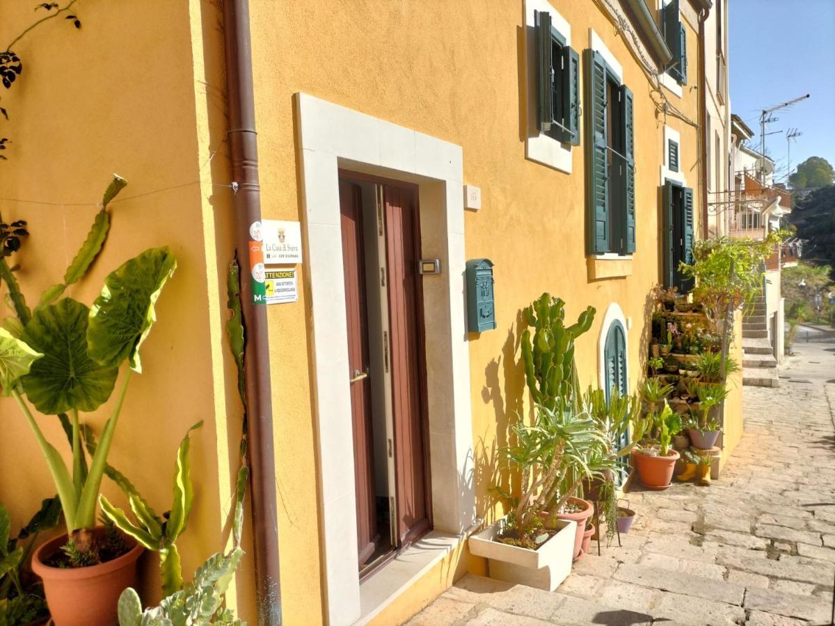 Apartamento La Casa Di Sveva Ragusa Exterior foto