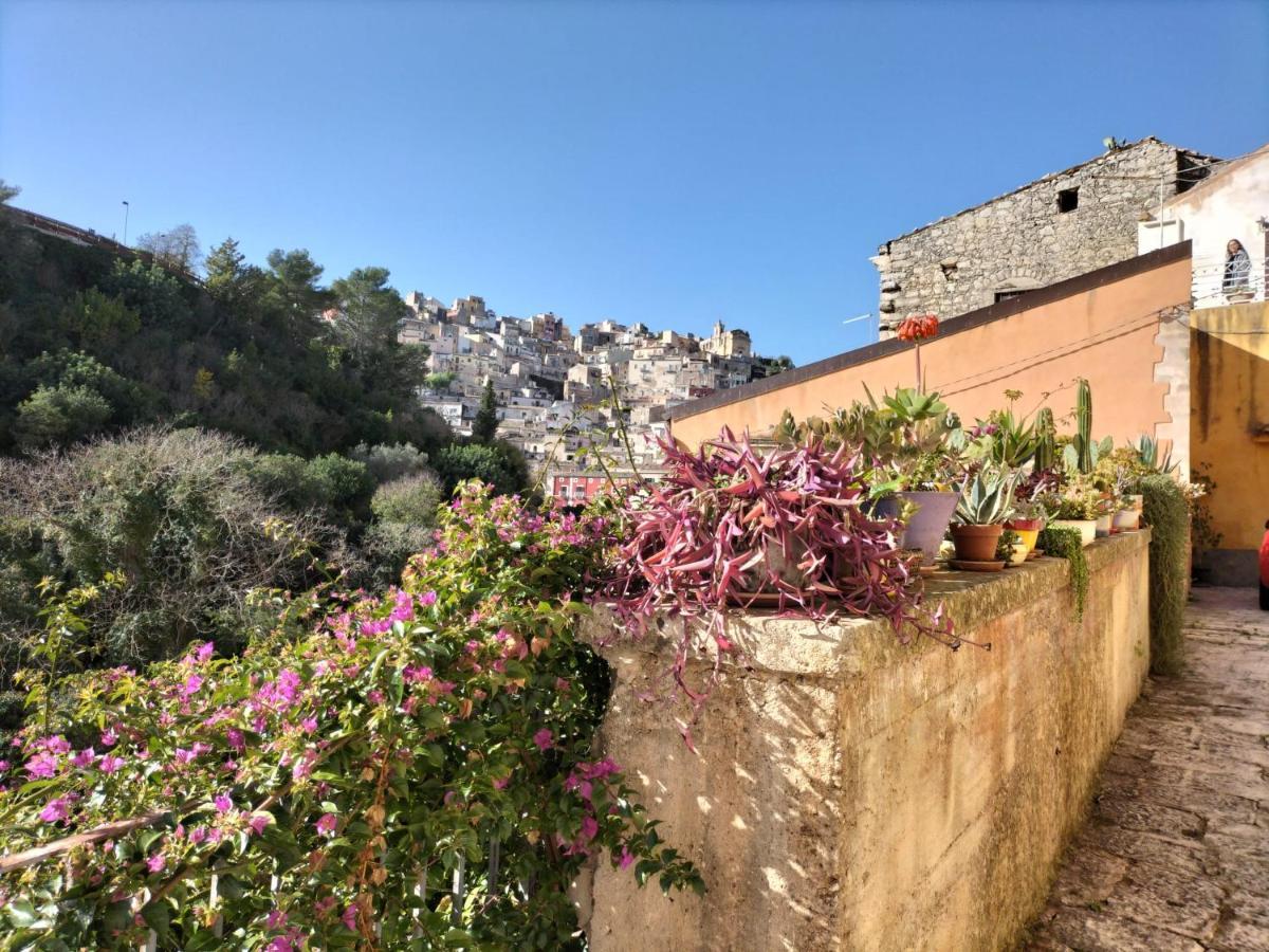 Apartamento La Casa Di Sveva Ragusa Exterior foto