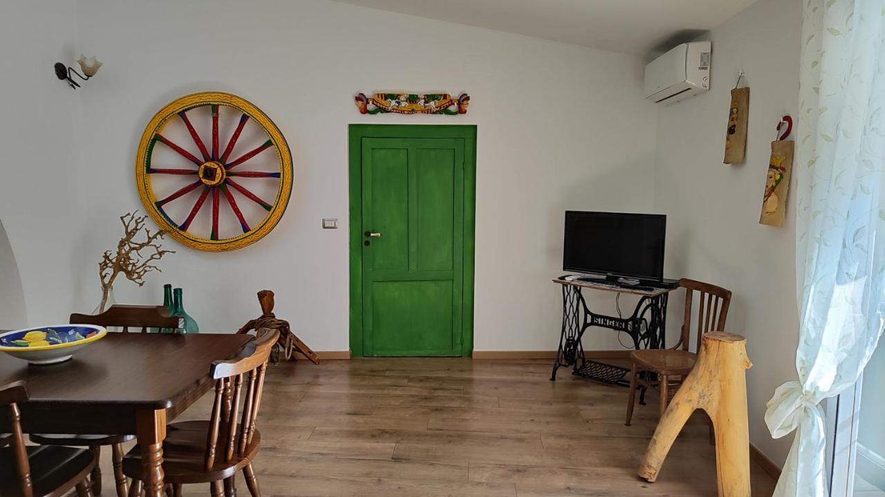 Apartamento La Casa Di Sveva Ragusa Exterior foto